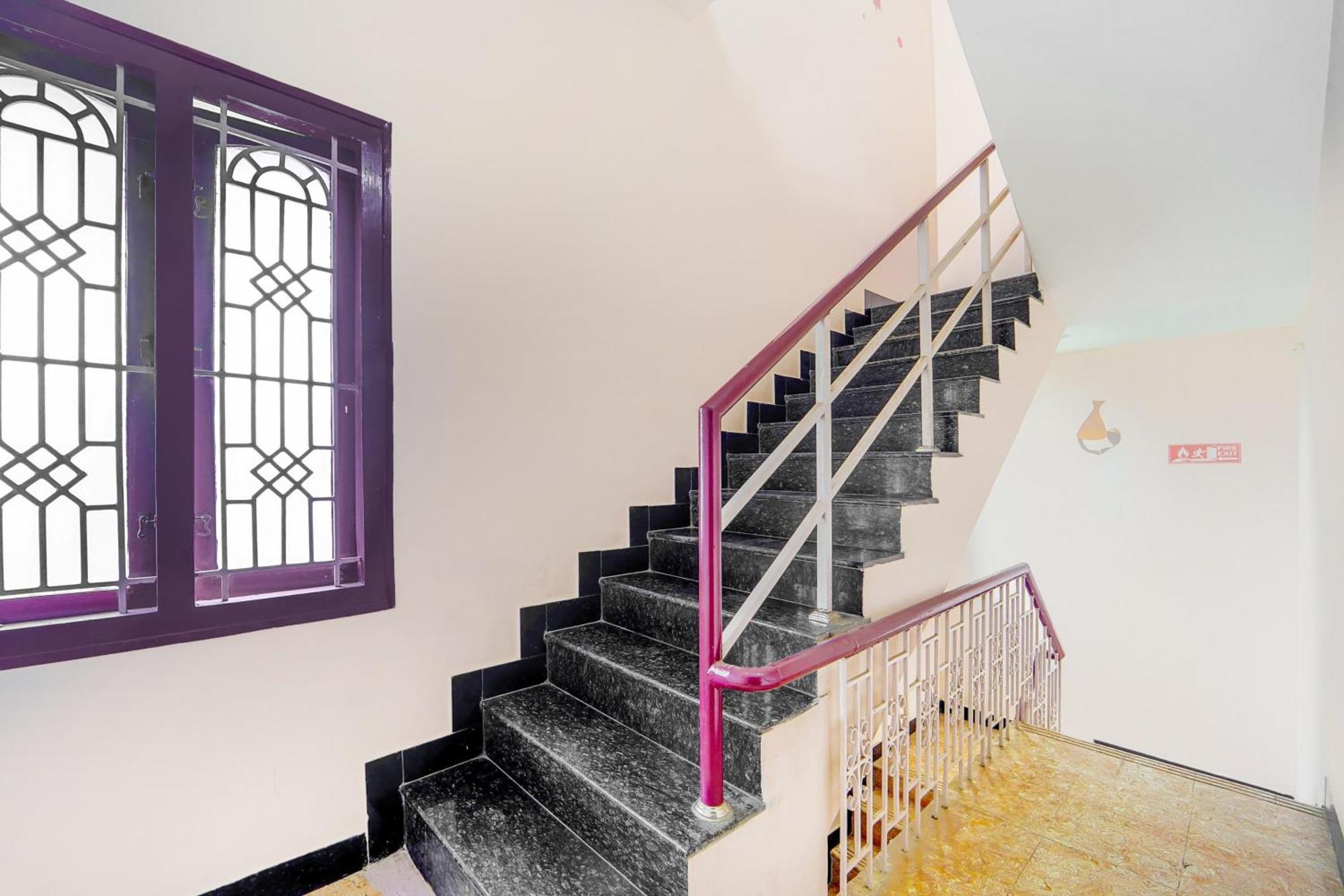 Super Hotel O Ganapathy Athipalayam Pirivu Road Kojambuttúr Kültér fotó