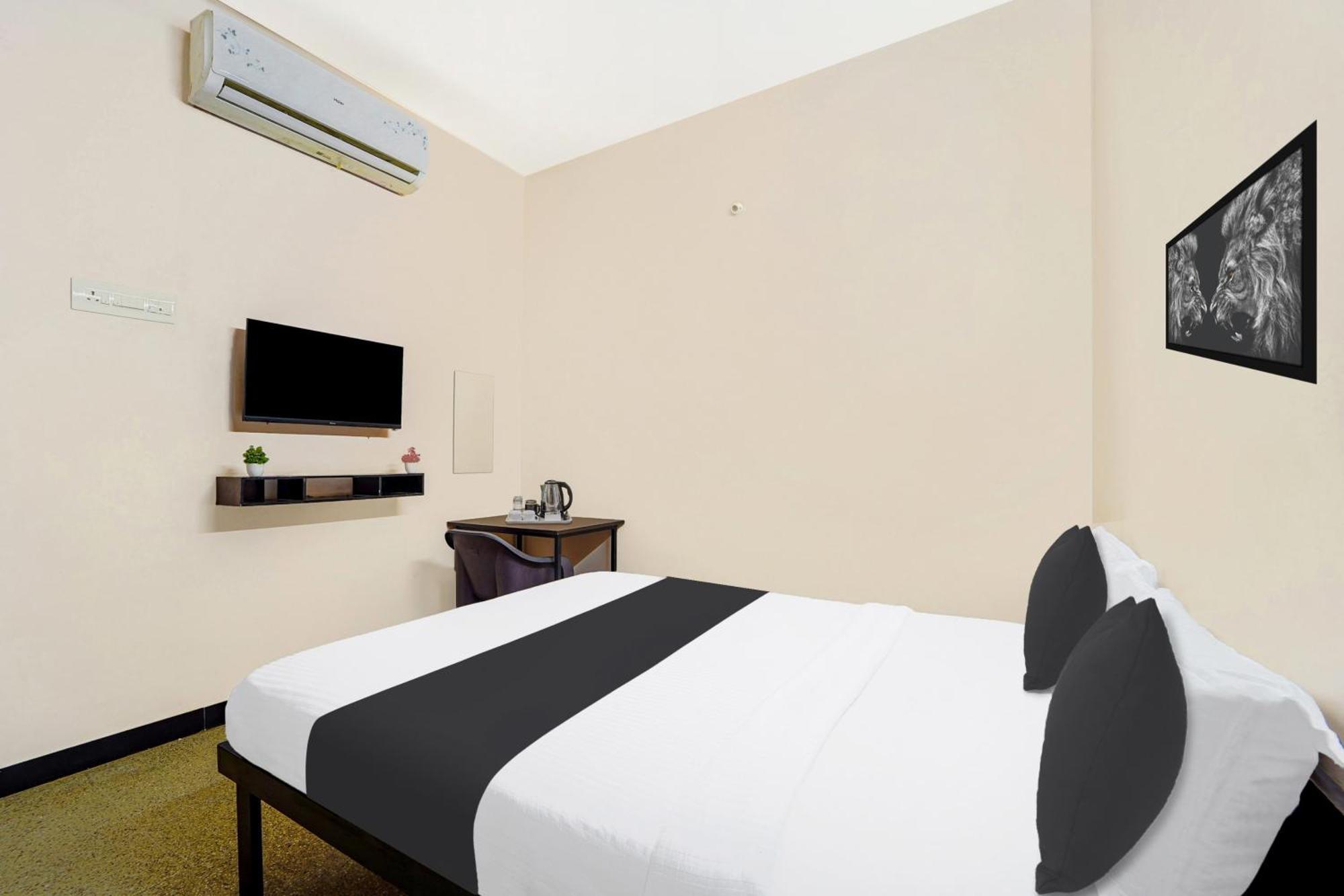 Super Hotel O Ganapathy Athipalayam Pirivu Road Kojambuttúr Kültér fotó