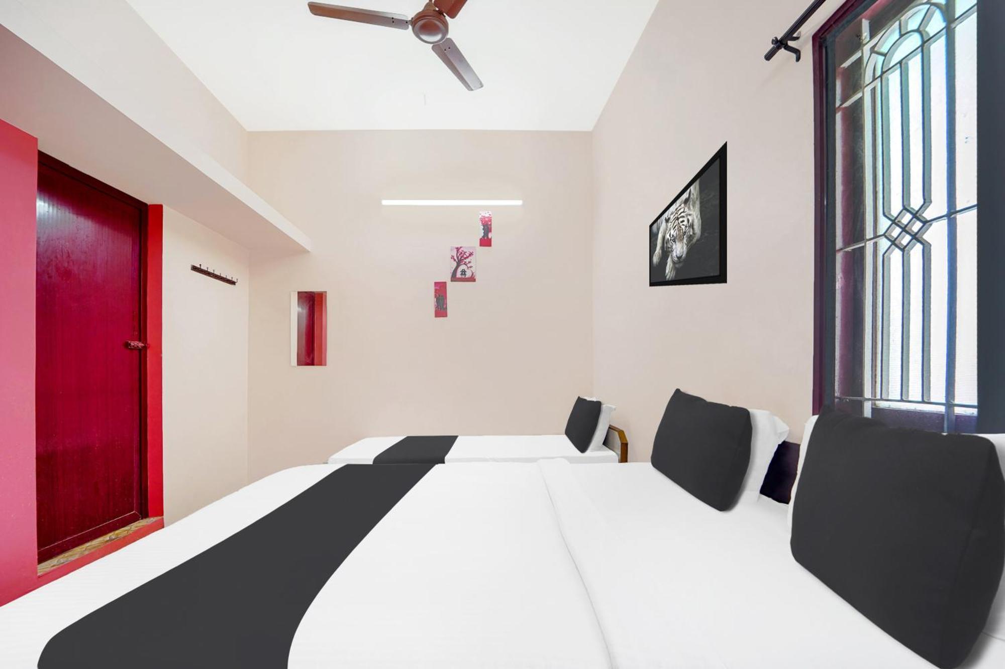 Super Hotel O Ganapathy Athipalayam Pirivu Road Kojambuttúr Kültér fotó
